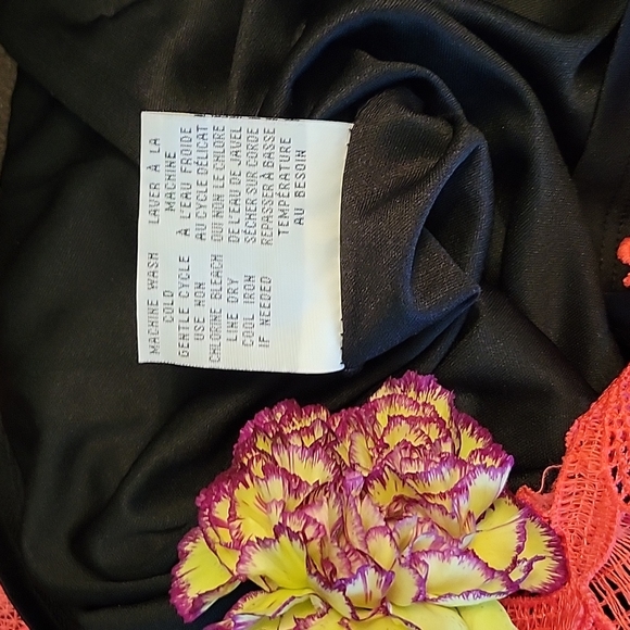 Rebellion Dress L Red and Black - Picture 8 of 10